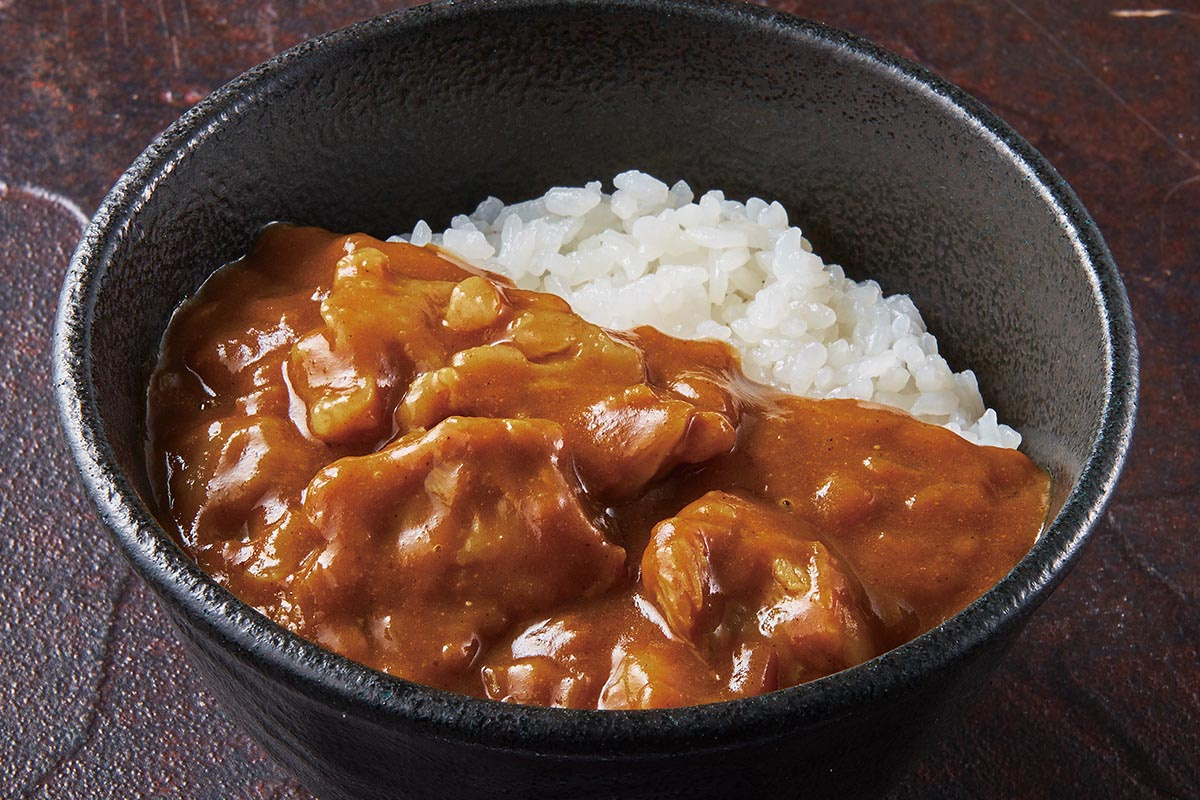 じっくり煮込んだ牛すじミニカレーライス